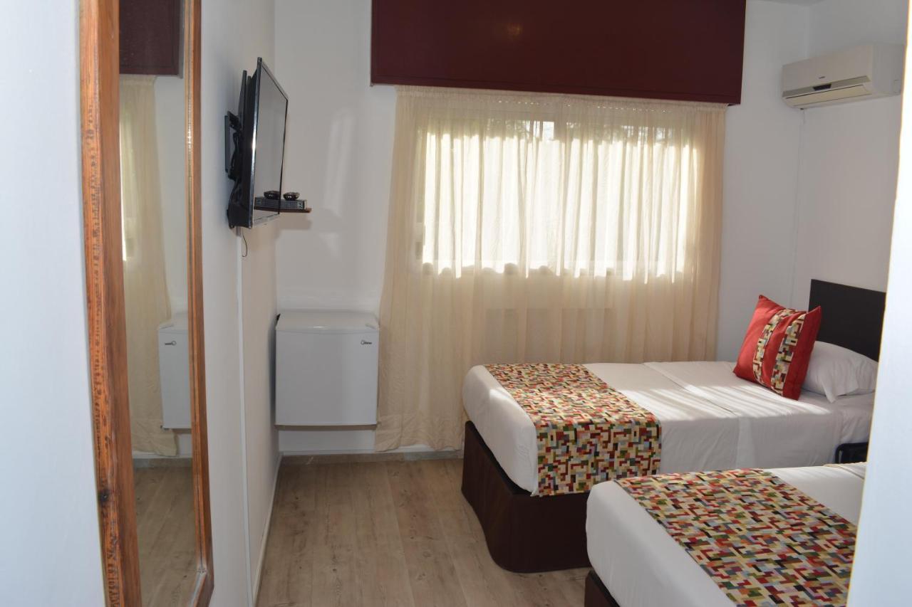 Hotel Express Maldonado Exterior foto