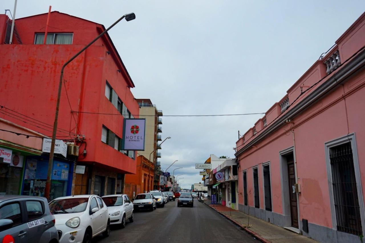 Hotel Express Maldonado Exterior foto